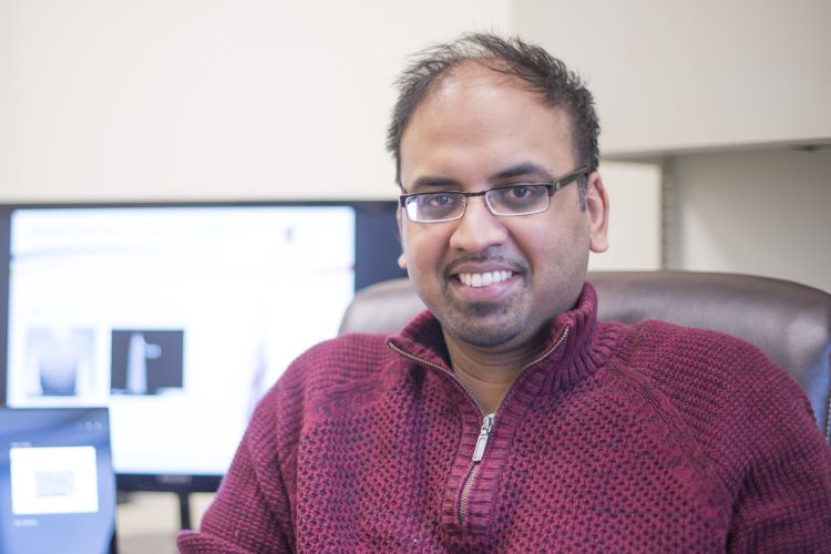 Suraj Persaud awarded the Queen’s Prize for Excellence in Research for Outstanding Emerging Researchers