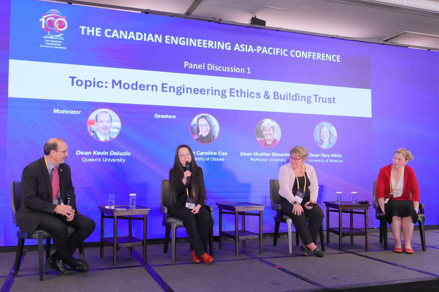 Dean Deluzio moderates a panel featuring Canadian engineering deans