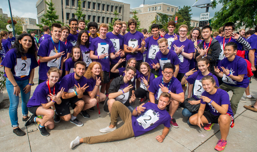 Frosh Week Group of Students