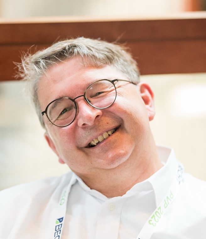 Photo of Dr. Markus Busch