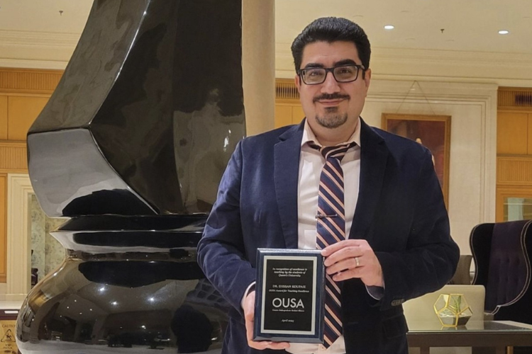 Dr. Ehssan Koupaie - Awarded Ontario Undergraduate Student Alliance (OUSA) 2025 Teaching Excellence Award
