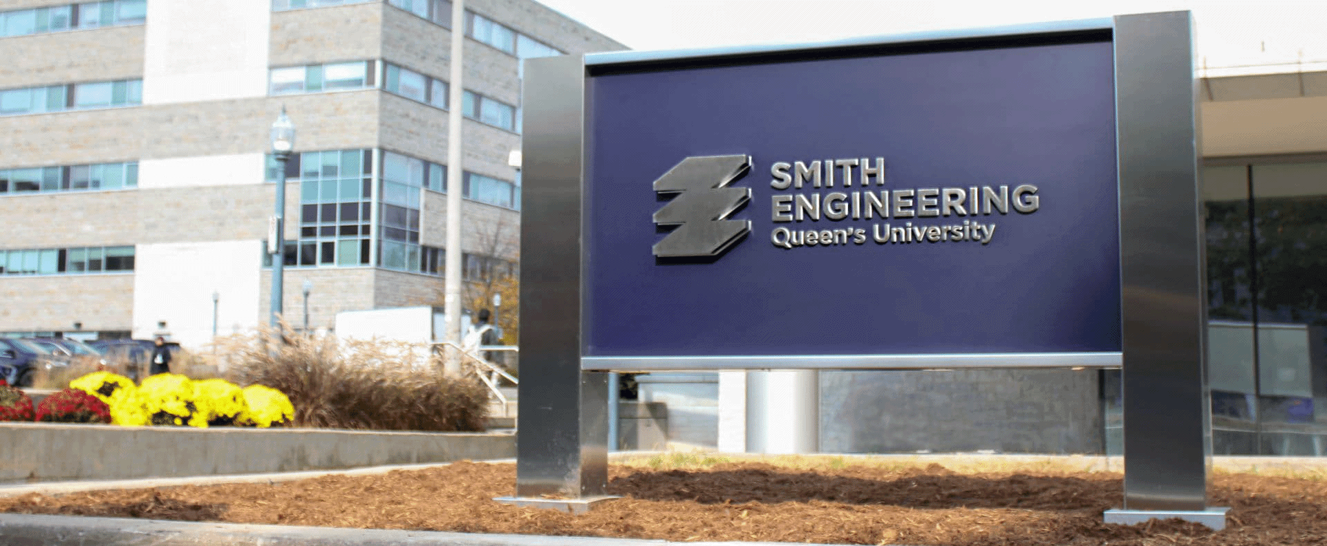 Beamish-Munro building with Smith Engineering sign out front